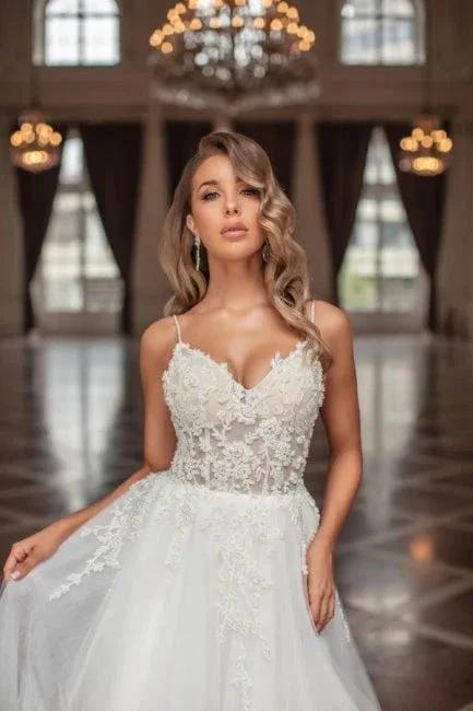 Designer Long A-line V-neck Tulle Sleeveless Wedding Dresses With Lace (ZD14896)