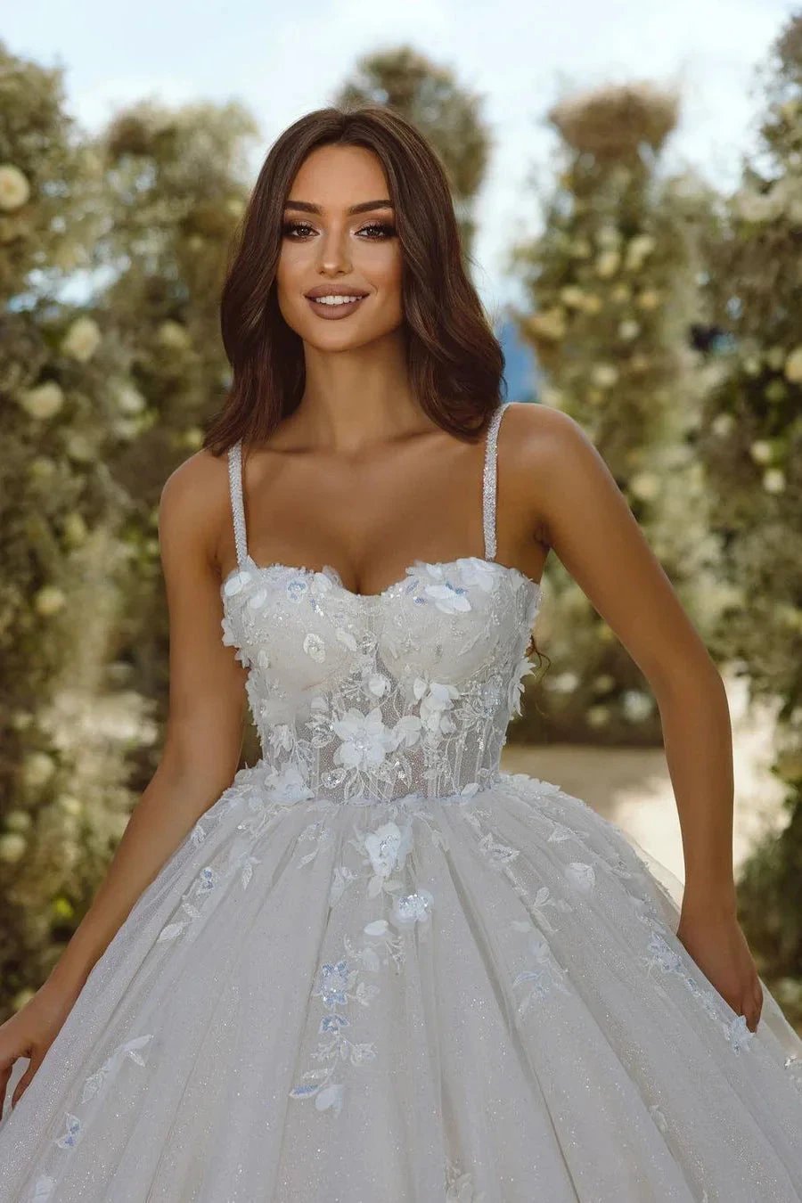 Designer Spaghetti Straps Long A-line Appliques Sleeveless Wedding Dress With Lace (ZD14506)