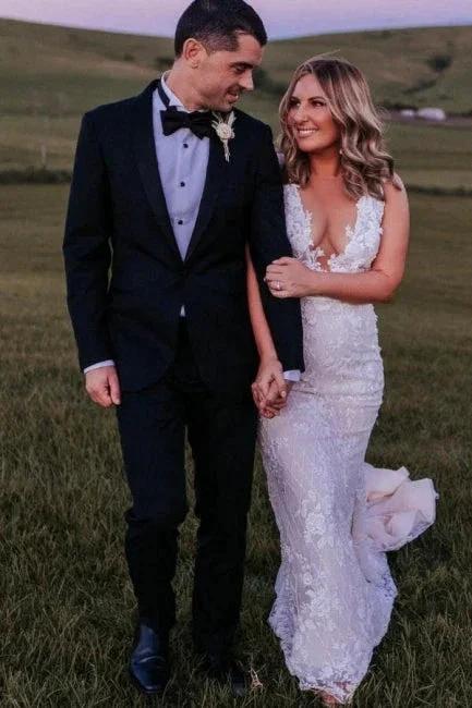Designer V-Neck Sleeveless Mermaid Wedding Dresses With Lace (ZD14495) - VelvetHem