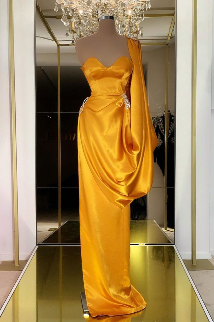 Designer Yellow Gold One-Shoulder Long Evening Prom Dress With Ruffles