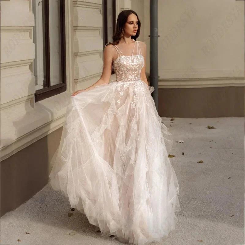 Elegant Spaghetti Straps Wedding Dress Sexy Lace Up Backless Robe Romantic Square Collar Tulle Bridal Gowns (ZD13560)