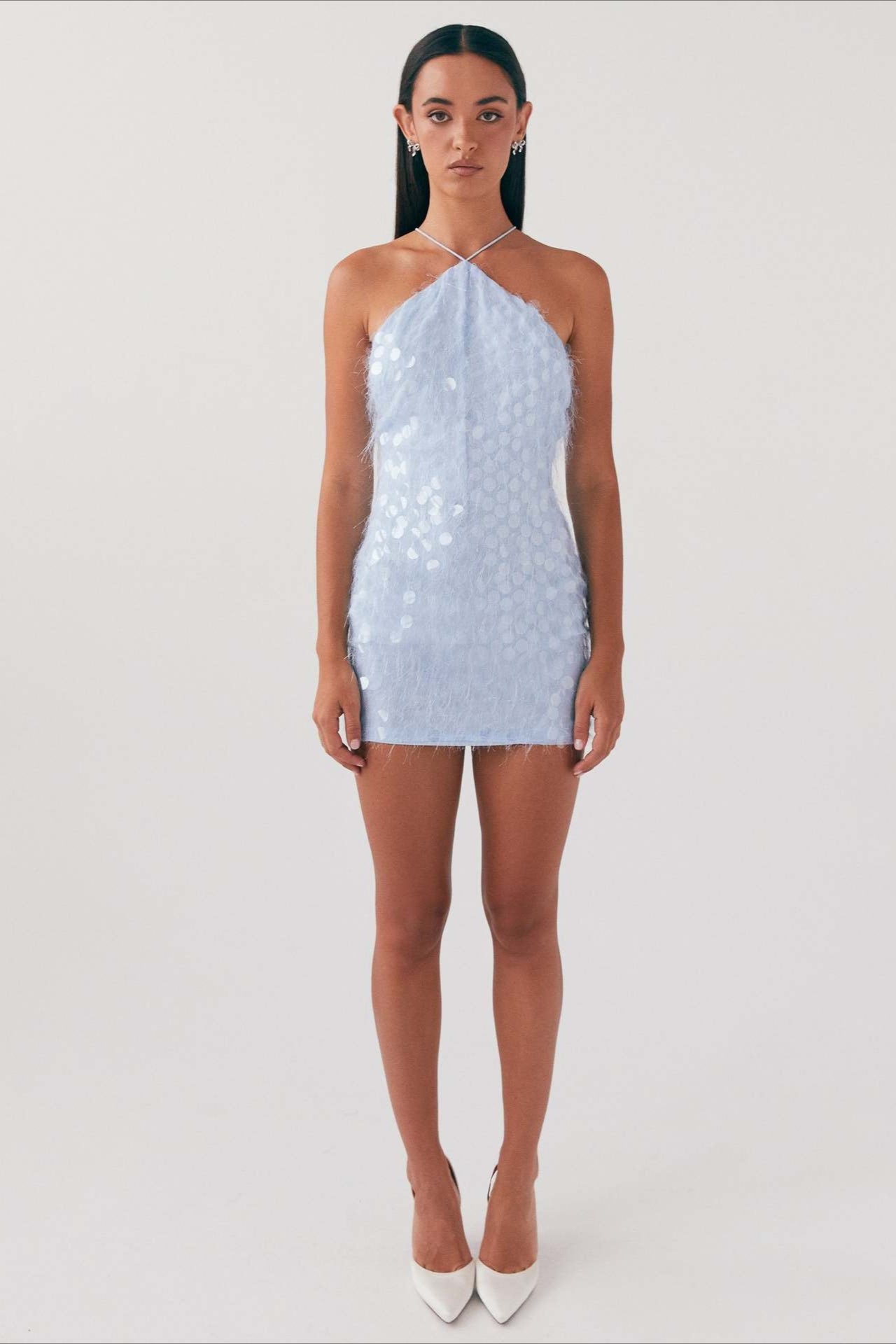 Minimalist Dress Inspired by Contemporary Streetwear Fashion