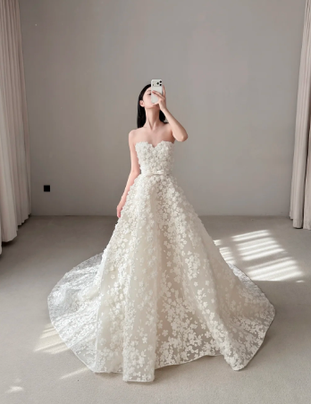 Sweetheart Neck Flower Lace Wedding Dress Elegant Wedding Gowns  fg8694