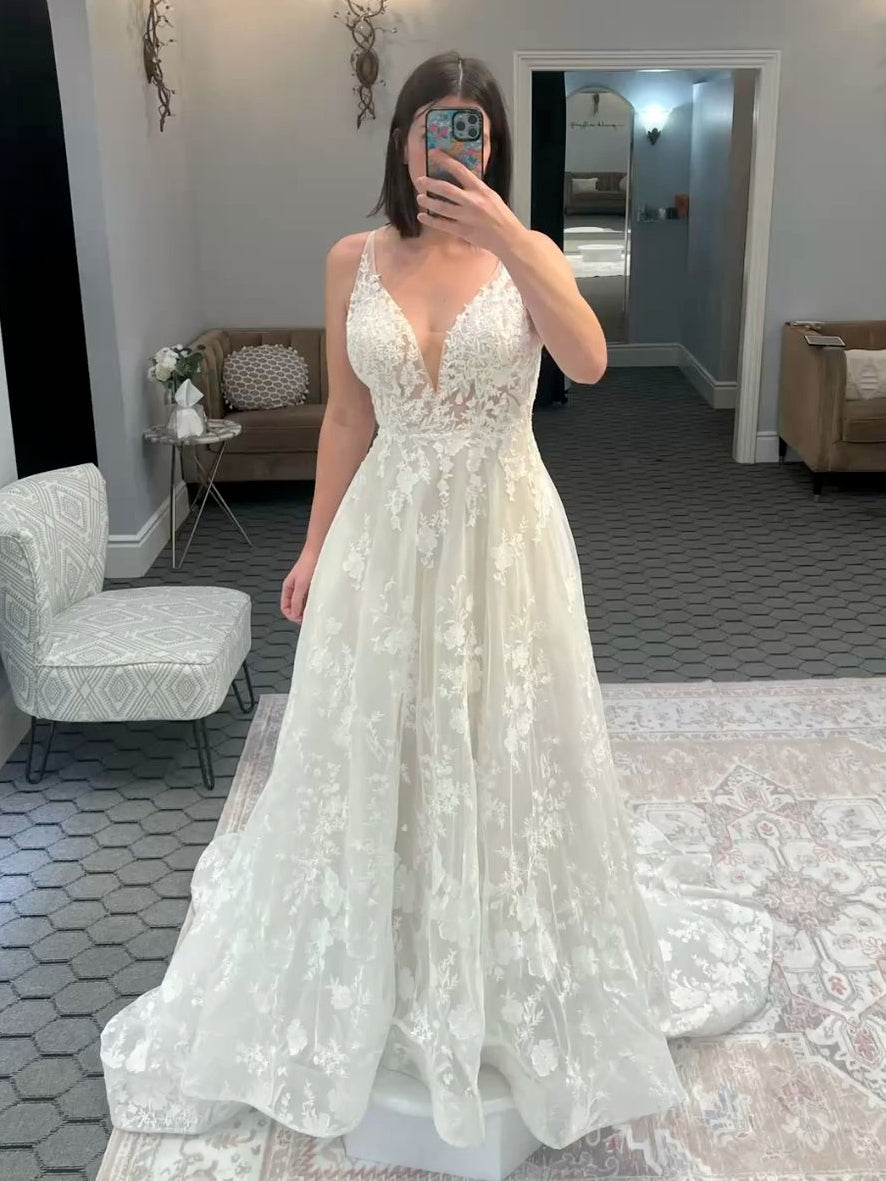 V-Neck Spaghetti Strap Floral Lace A-Line Wedding Dress
