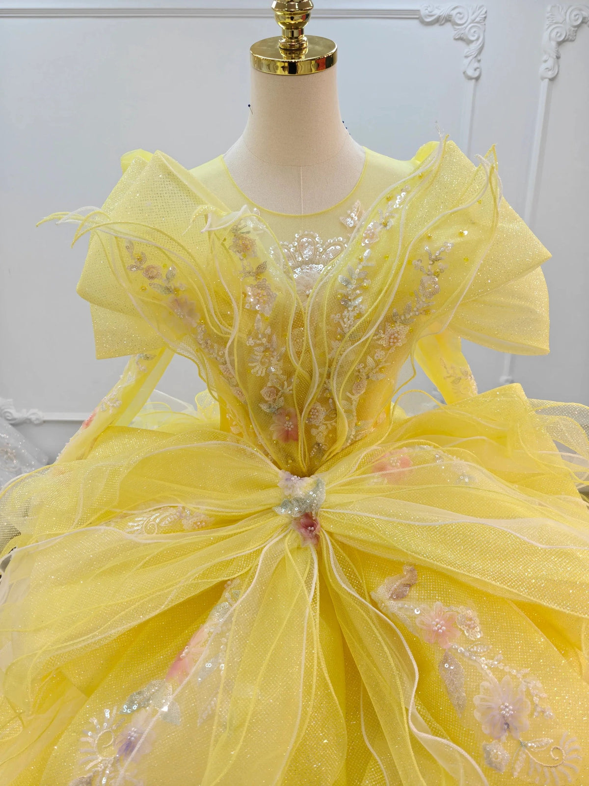 Vibrant Yellow High-Neck Ball Gown Wedding Dress with Ruffled Tulle, 3D Floral Embroidery & Corset Back Ye-2031 (ZD16812)