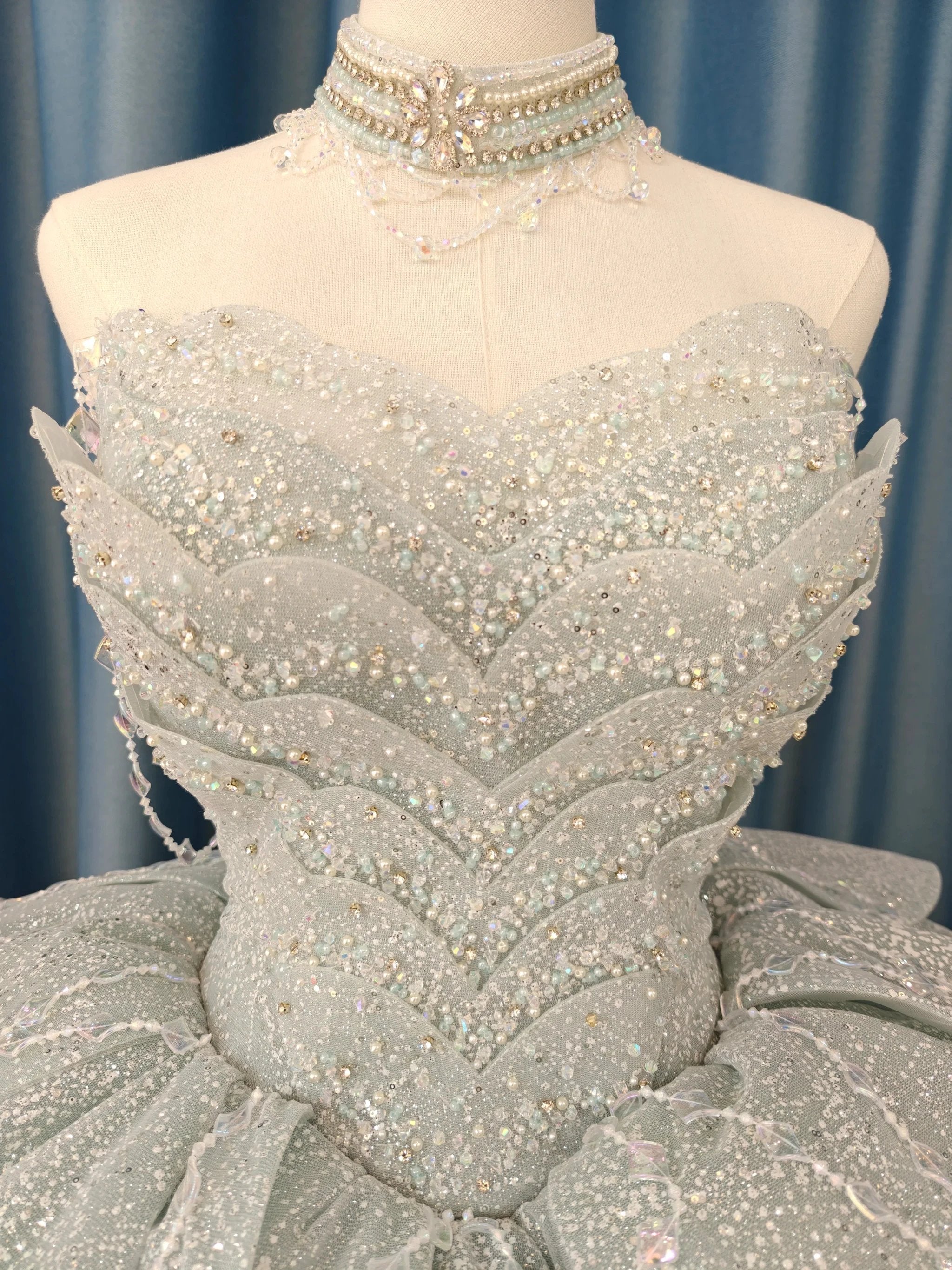 Frost Crystal Petal Ballgown (ZD16836)