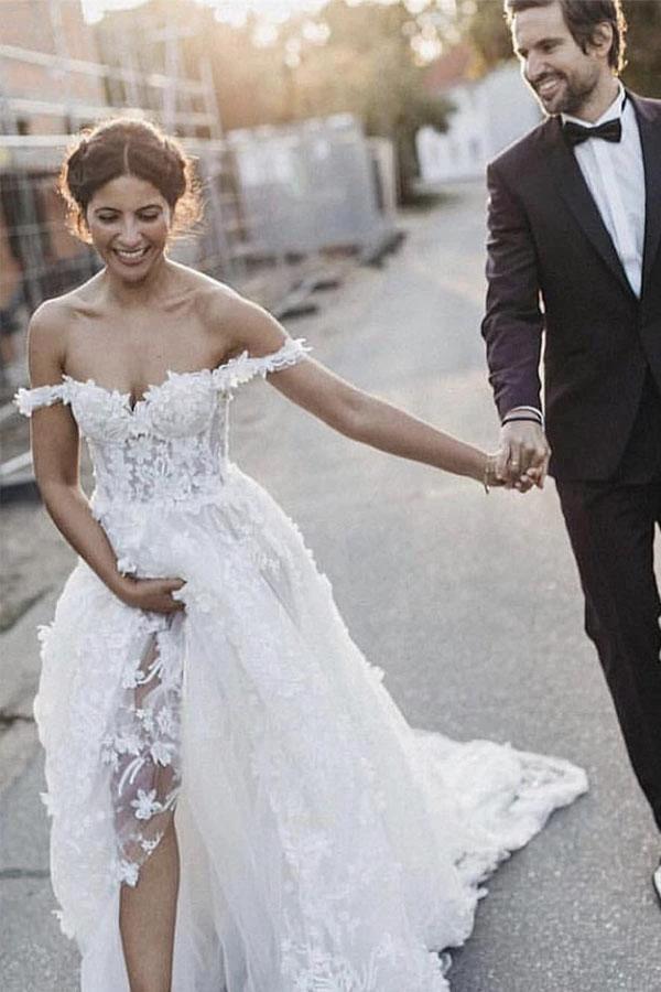 Elegant A-Line Off Shoulder White Tulle Wedding Dress with Appliques (ZD15380)