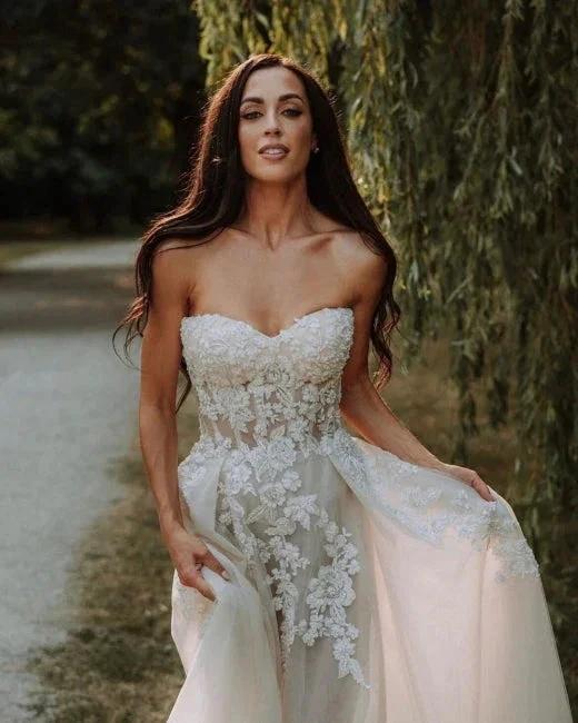 Elegant Boho A-Line Sleeveless Wedding Dresses with Lace (ZD14687)