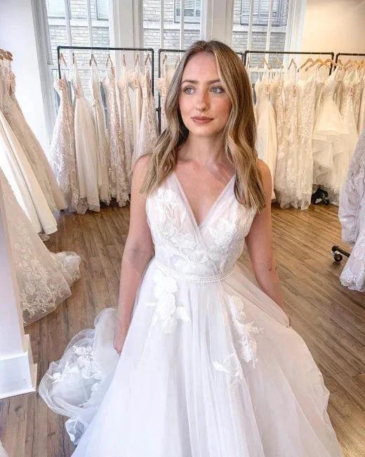 Elegant Boho V-neck A-Line Wedding Dresses With Lace (ZD14709)
