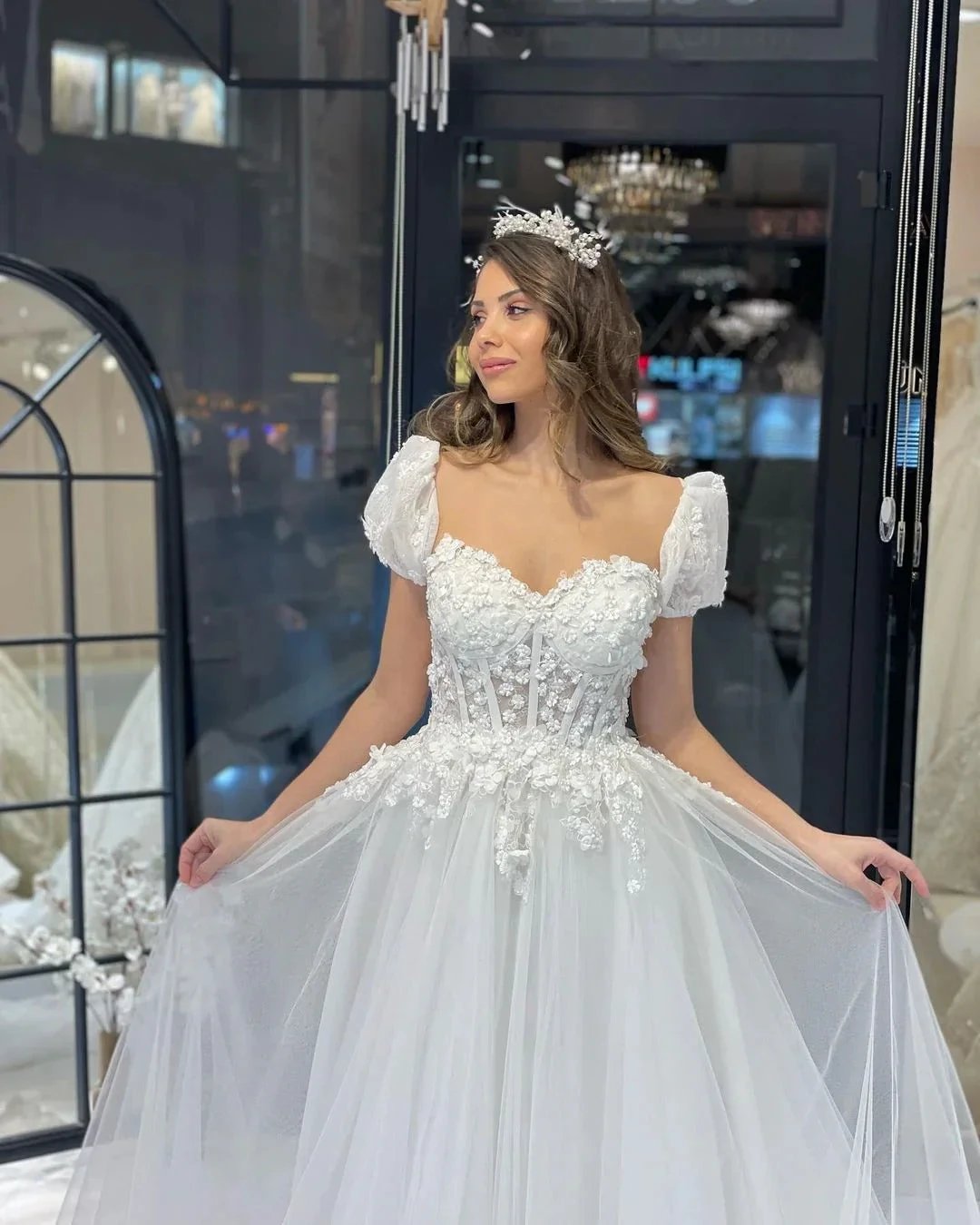 Elegant Floor Length Sweetheart Short Sleeves A-Line Tulle Wedding Dress (ZD14804)