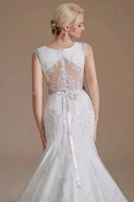 Elegant Jewel Sleeveless Mermaid Floor-Length Satin Wedding Dresses with Lace (ZD14659)