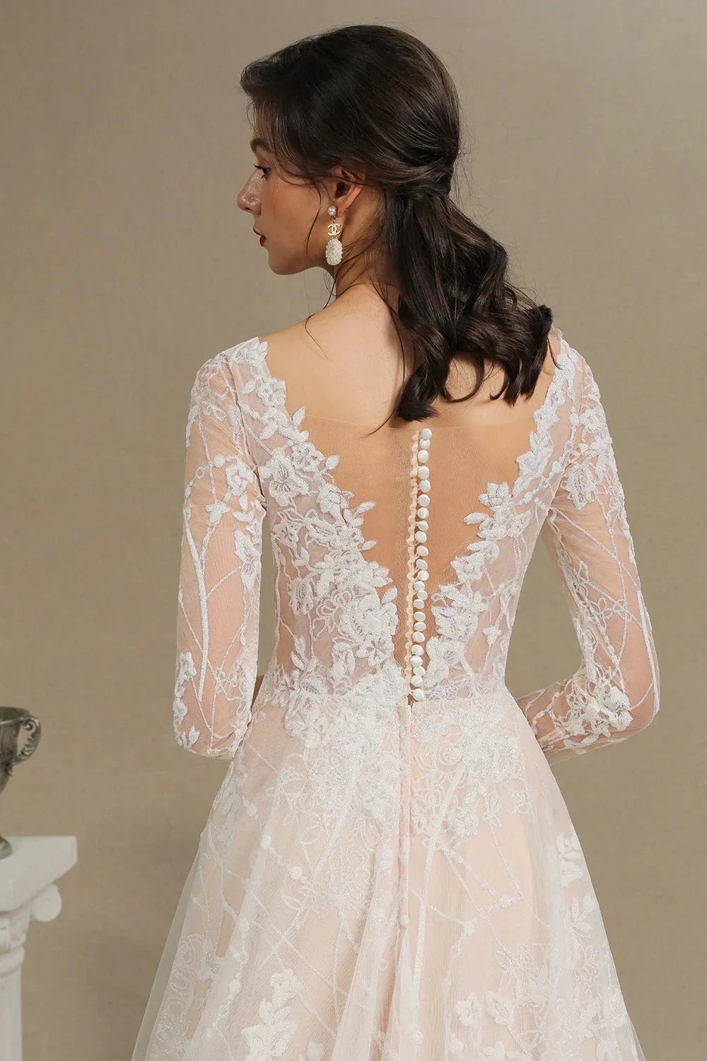 Elegant Lace Deep V-neck Wedding Dress Long Sleeve Floor Length Bridal Gowns (ZD13777)