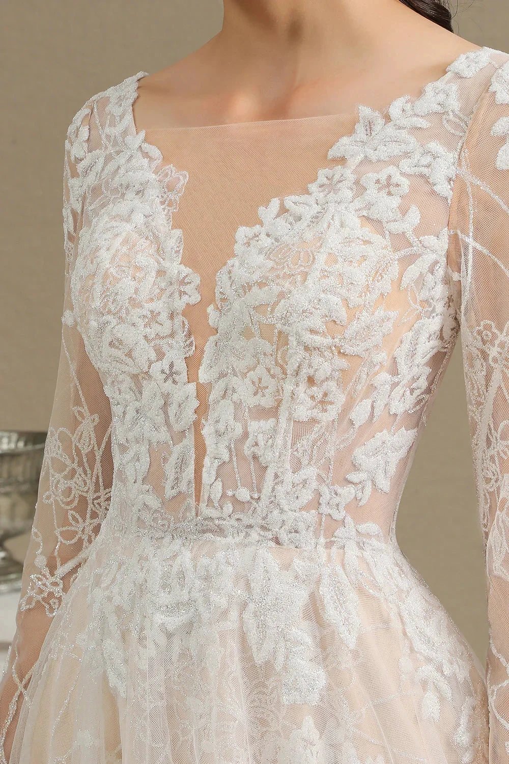 Elegant Lace Deep V-neck Wedding Dress Long Sleeve Floor Length Bridal Gowns (ZD13777)