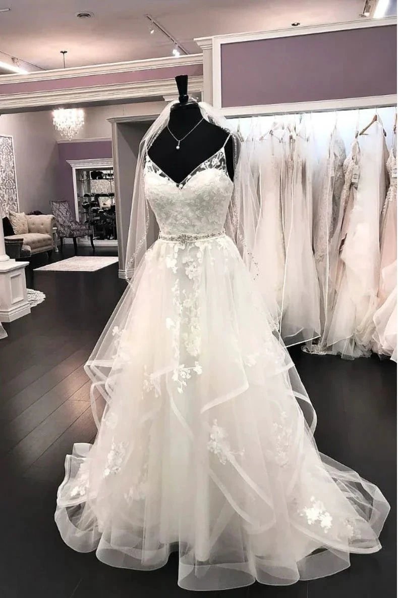 Elegant Long A Line Tulle Lace V Neck Spaghetti Straps Wedding Dress (ZD15812)