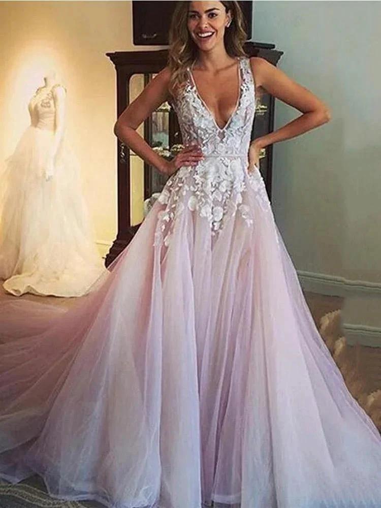 Elegant Long A-Line V Neck Tulle Lace Wedding Dresses (ZD15895)
