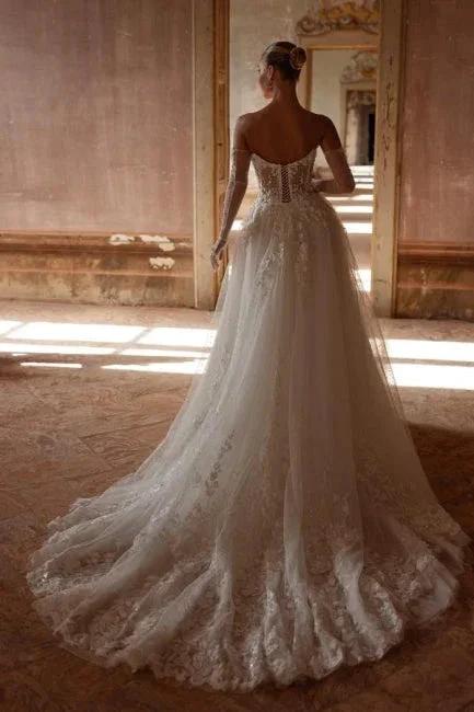 Elegant Long Ivory A-line Strapless Lace Sweetheart Wedding Dresses (ZD16662)