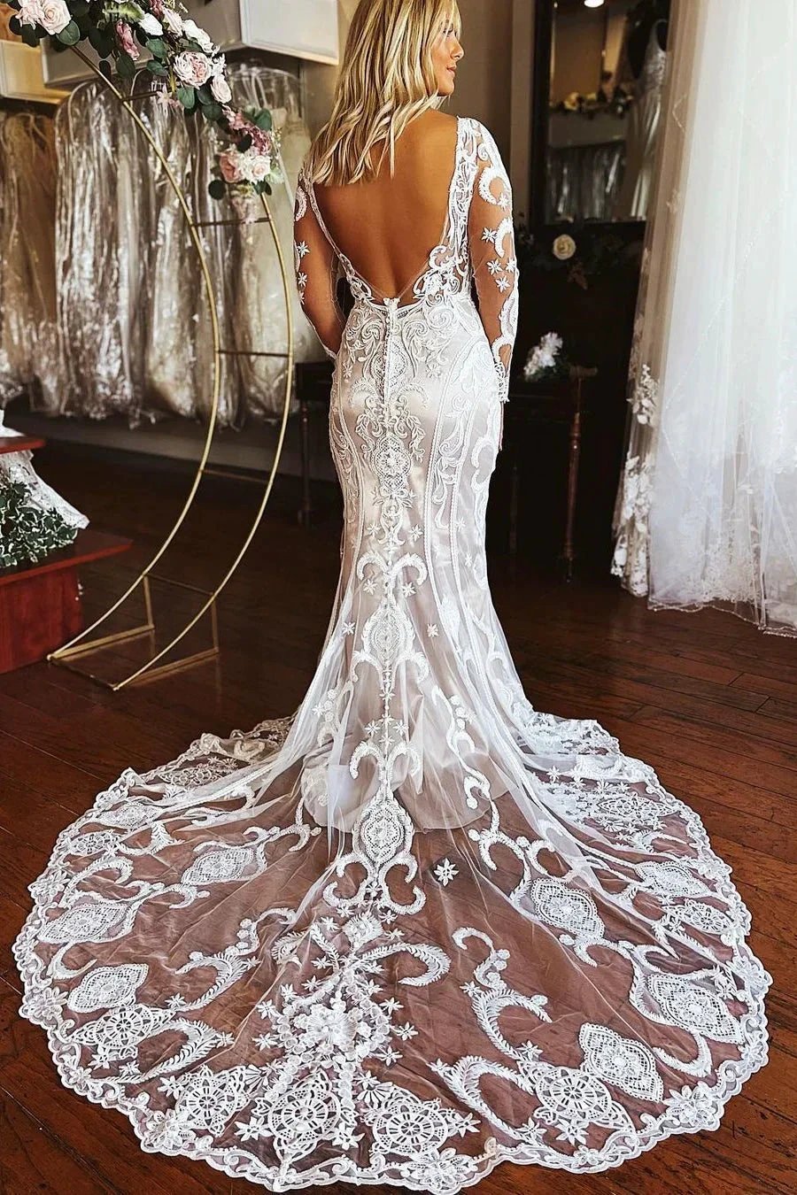 Elegant Long Mermaid Lace Long Sleeves Appliques Wedding Dress (ZD14588)