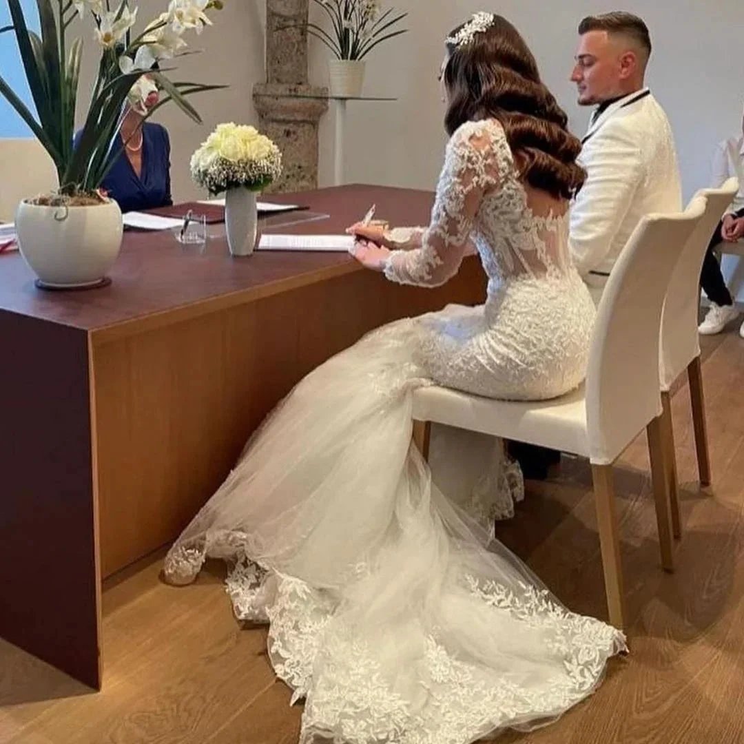 Elegant Long Mermaid Lace Open Back Wedding dresses with Sleeves (ZD15174)