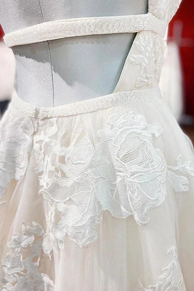 Elegant Long Princess V-neck Tulle Backless Wedding Dress with Lace (ZD15257)