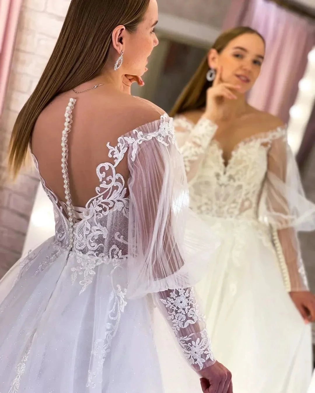 Elegant Long White A-line V-neck Tulle Long Sleeves Wedding Dress With Lace (ZD14811) - View 3 | VelvetHem