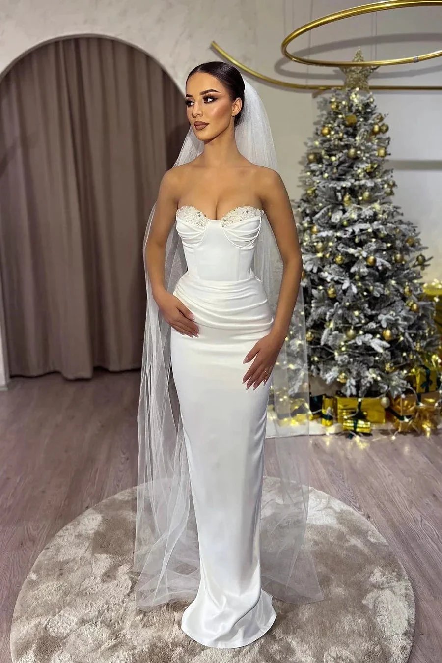 Elegant Long White Column Sleeveless Beading Floor-Length Wedding Dress (ZD15707)