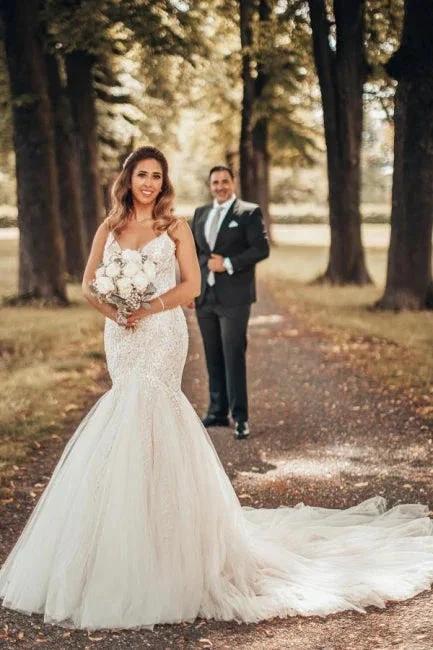 Elegant Mermaid Spaghetti Straps Backless Wedding Dresses With Lace (ZD14498) - VelvetHem