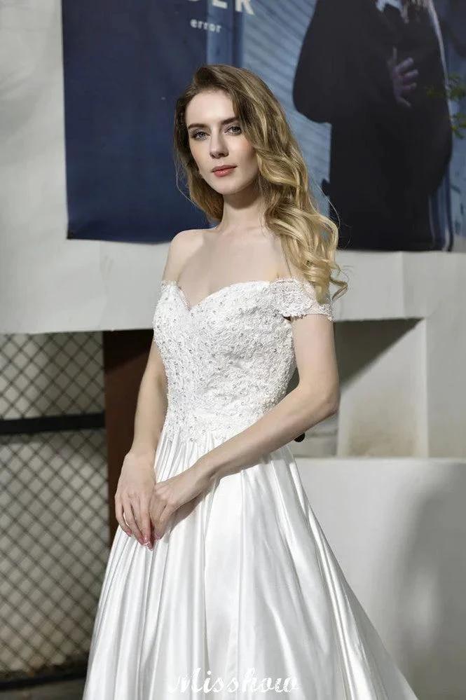 Elegant Off Shoulder Satin Floor Length Bridal Gown Sweetheart Floral Lace Aline Wedding Dress (ZD13962)