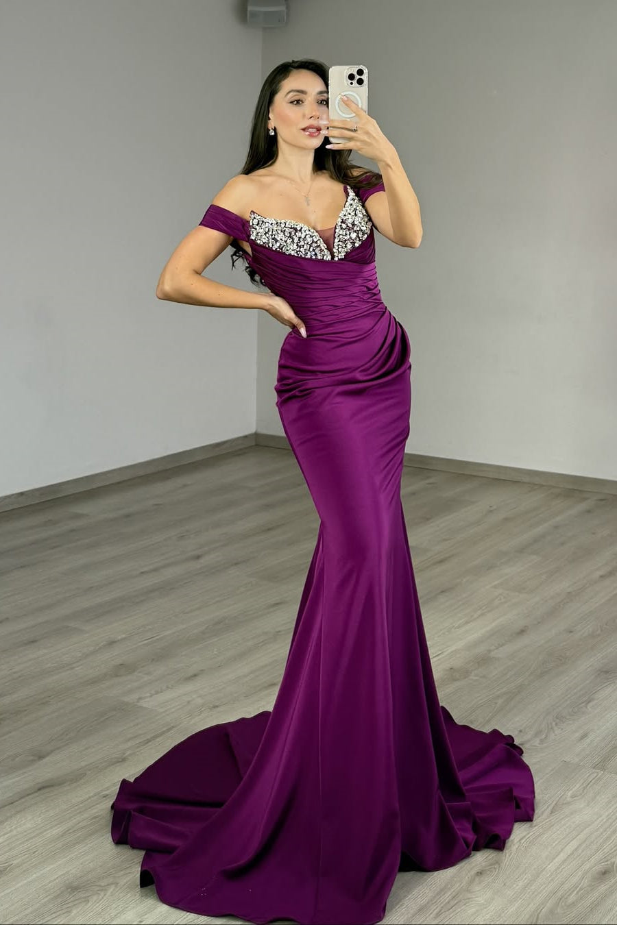 Elegant Orchid Mermaid Satin Off-The-Shoulder Prom Dress Sleeveless Sheath With Gem