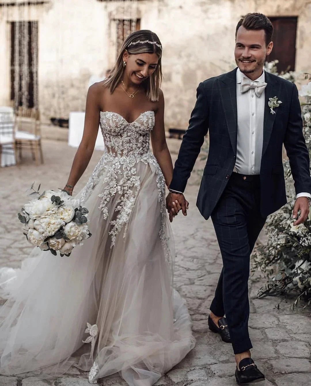 Elegant Princess A-Line Wedding Dresses with Lace (ZD16566)