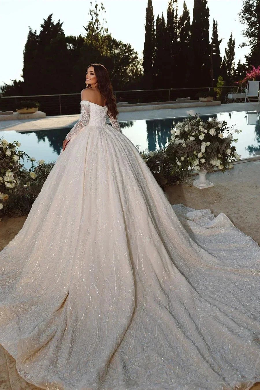 Elegant Princess Off-the-shoulder A-line Ball Gown Wedding Dress With Long Sleeves (ZD16533)