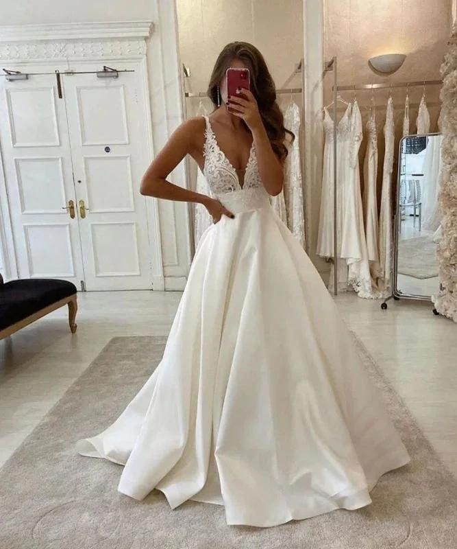 Elegant Sleeveless Tulle Backless A-Line Wedding Dresses With Lace (ZD14644) - View 3 | VelvetHem