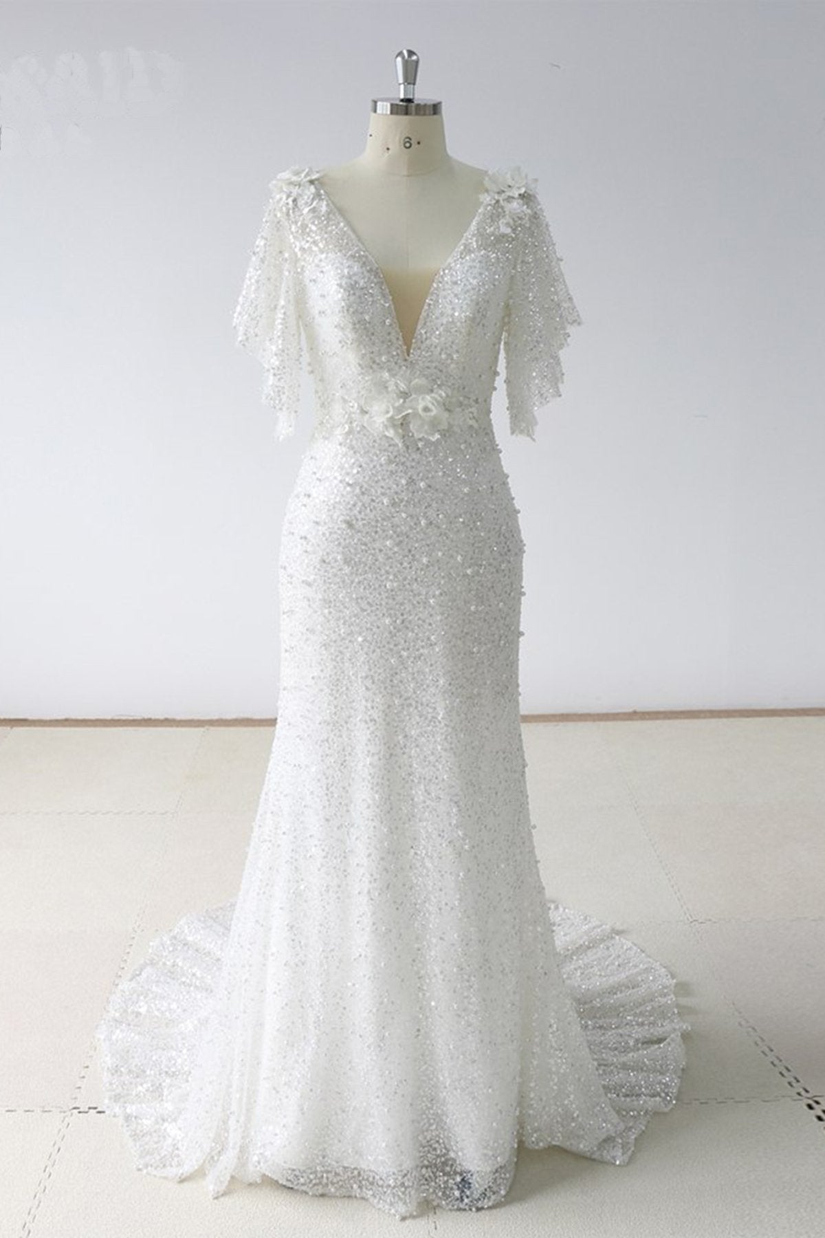 Elegant Stunning Sequins White Tulle Wedding Dress Sweep Train Mermaid Short Sleeve Bridal Gowns On Sale (ZD17438)
