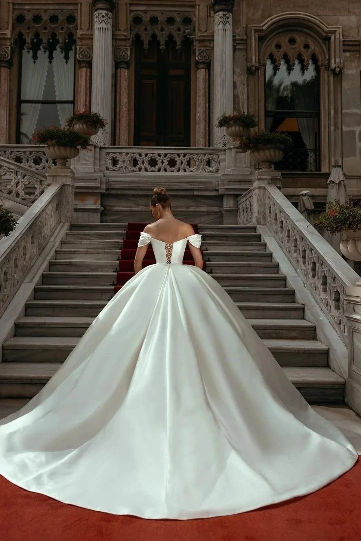 Elegant Sweetheart Off-the-shoulder Wedding Dresses Sweep Train (ZD16408)