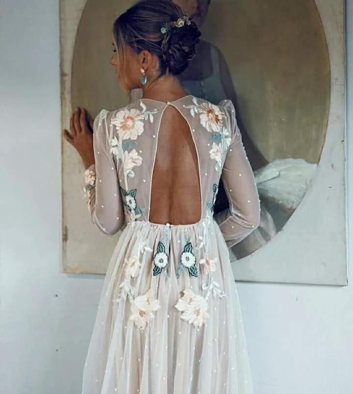Embroidery A-line Chic Open Back Long Sleeve Sparkly Prom Dress (ZD16301)