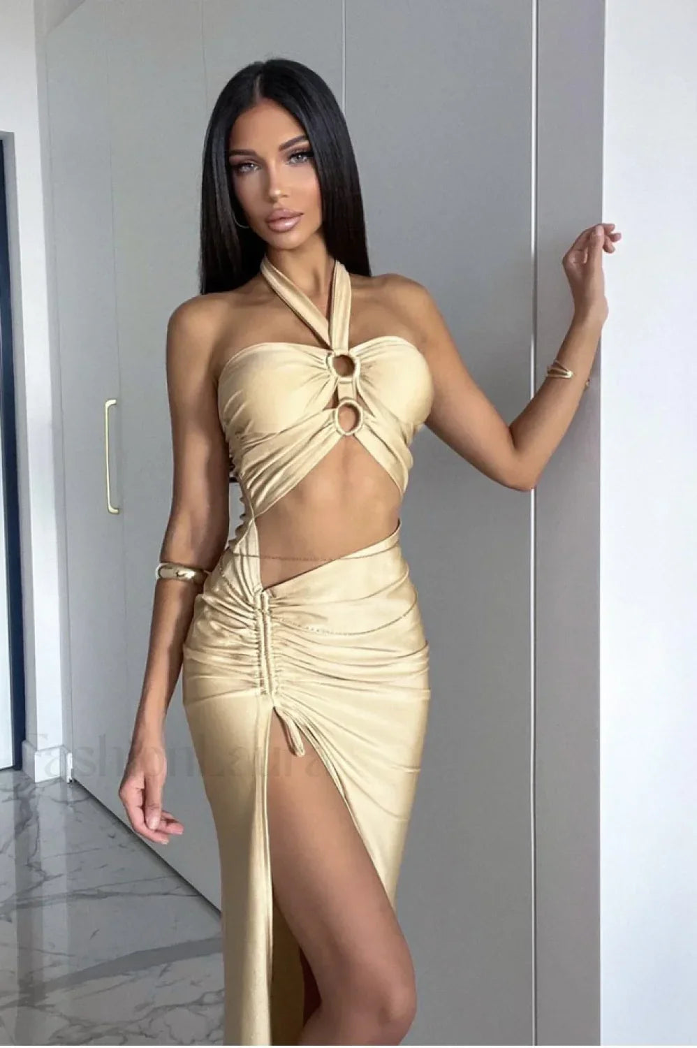 Exotic O-ring Cinched Charming Cut Out Dress