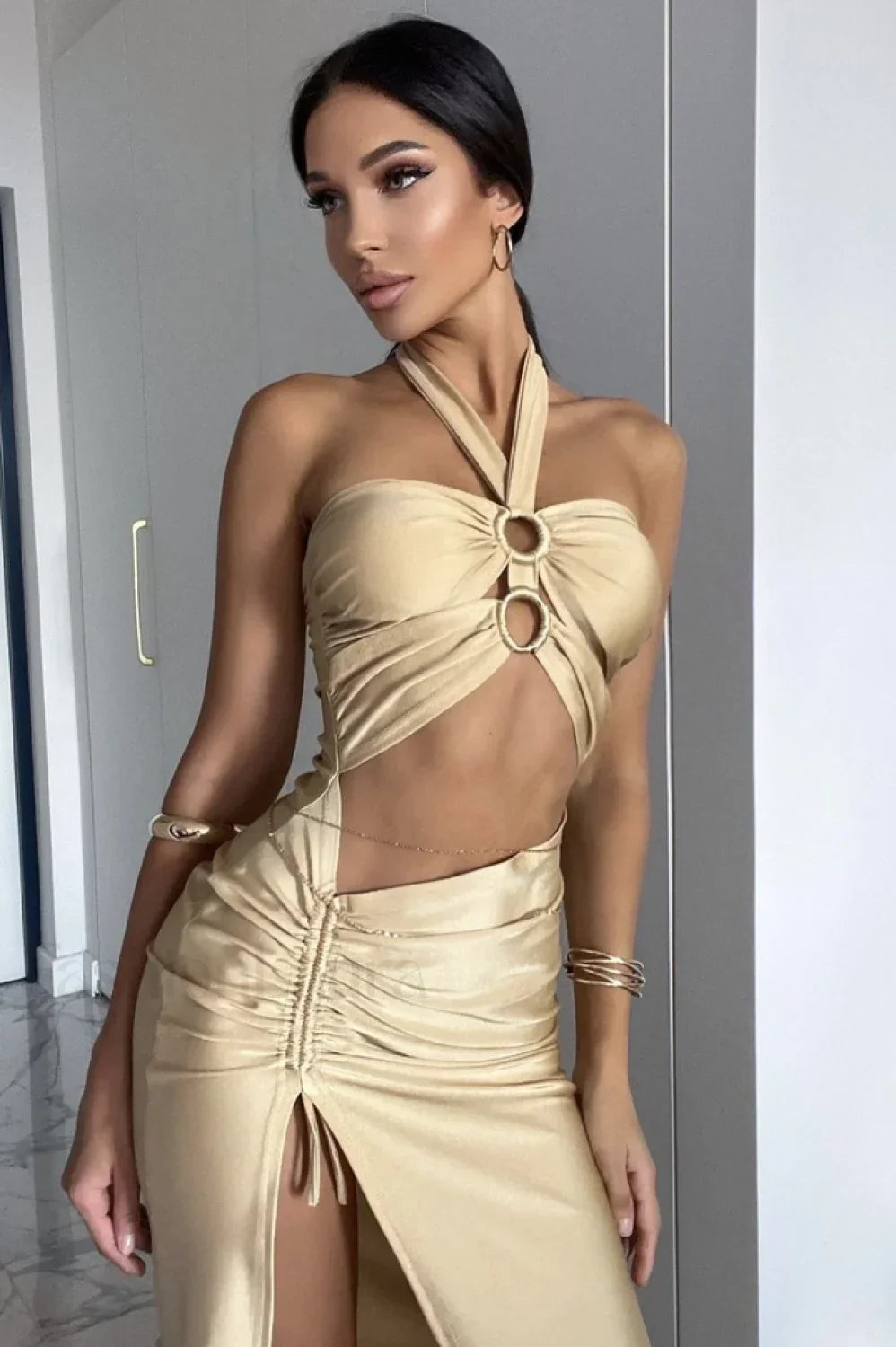 Exotic O-ring Cinched Charming Cut Out Dress
