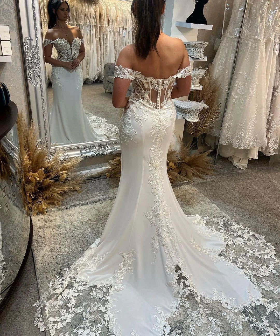 Exquisite Floor Length Sweetheart Sleeveless Off-The-Shoulder Mermaid Lace Wedding Dress (ZD15760)