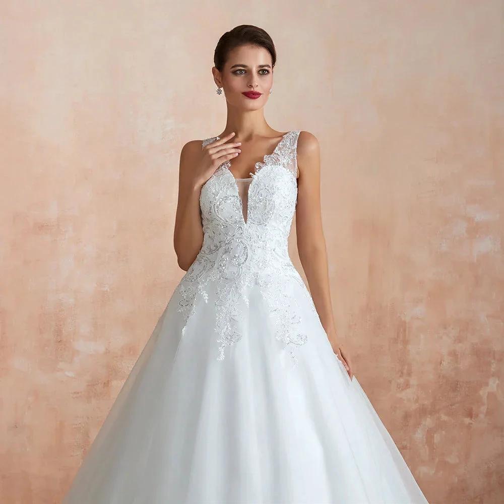Exquisite Long A-line Appliques Lace Tulle Wedding Dress (ZD14401)