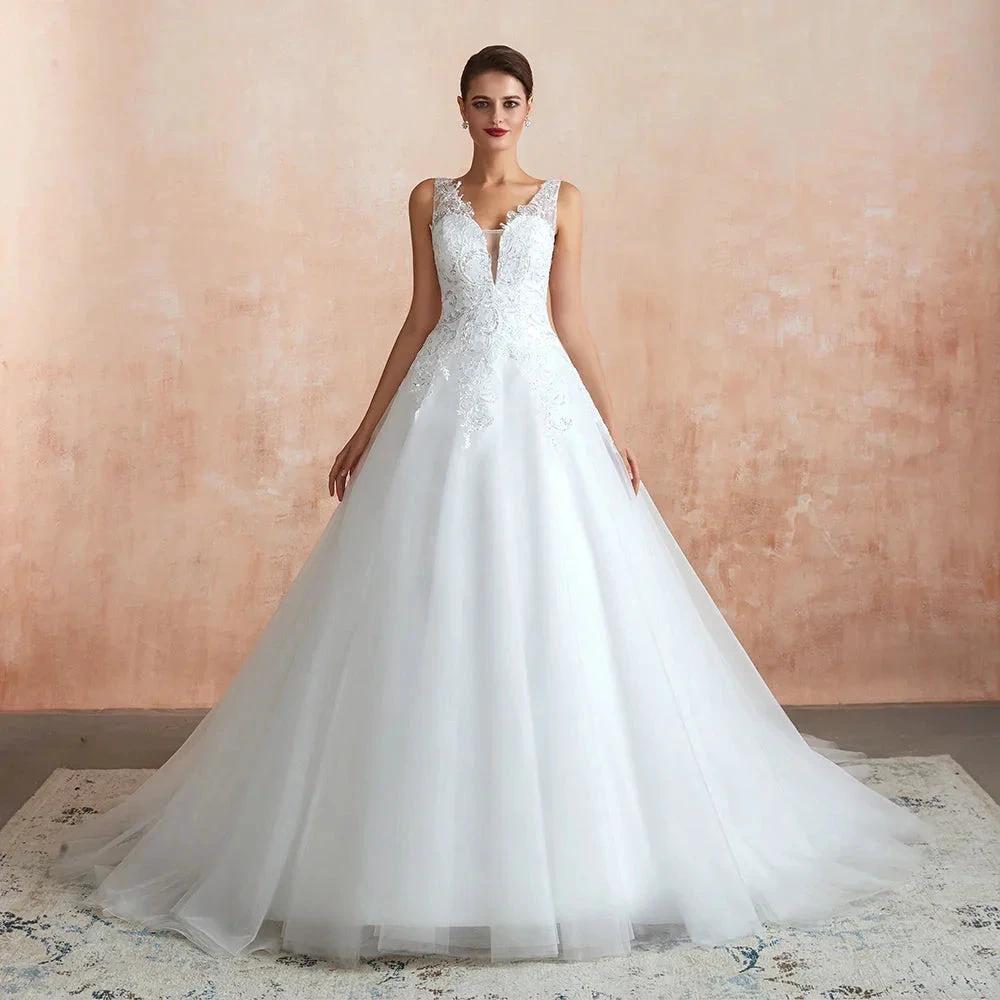 Exquisite Long A-line Appliques Lace Tulle Wedding Dress (ZD14401)