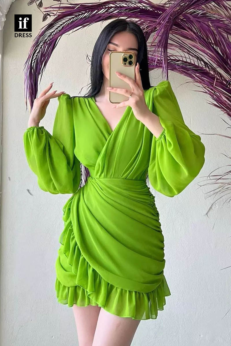 F1362 - Stylish Long Sleeves Pleats Chiffon Short Party Homecoming Dress