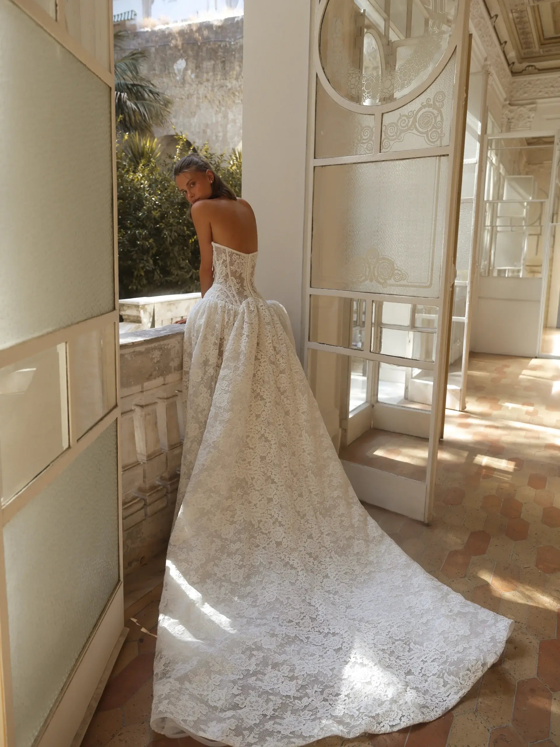 Bohemian Ivory Lace Strapless Ball Gown Wedding Dress ZP112