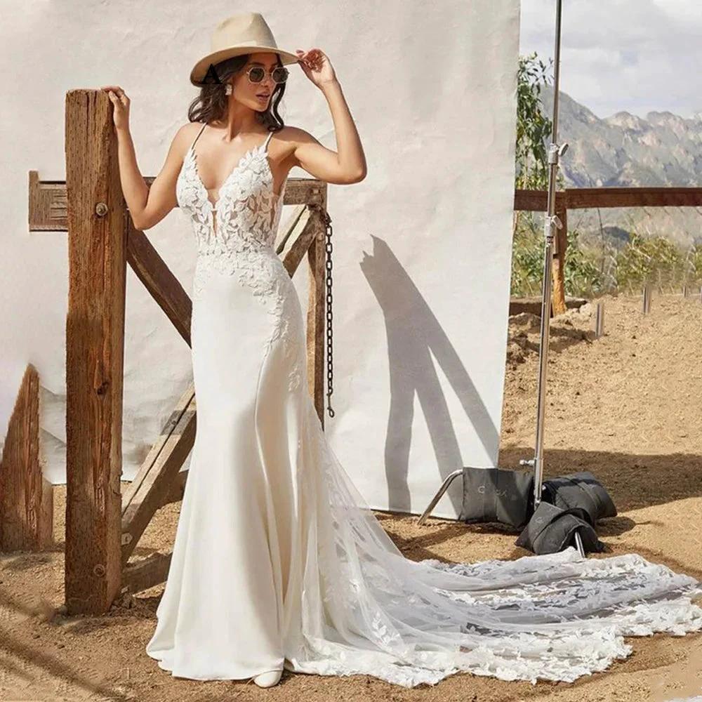 Spaghetti Strap Mermaid Wedding Dresses For Bride Satin V-Neck Appliques Backless Sleeveless Customised Robe De Mariée (ZD13355)