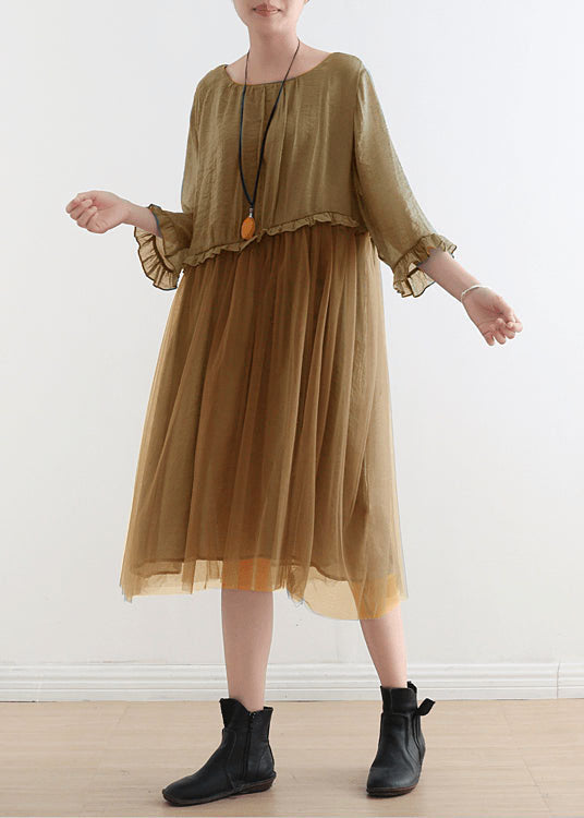 Well Tailored Dress with a Graceful Silhouette