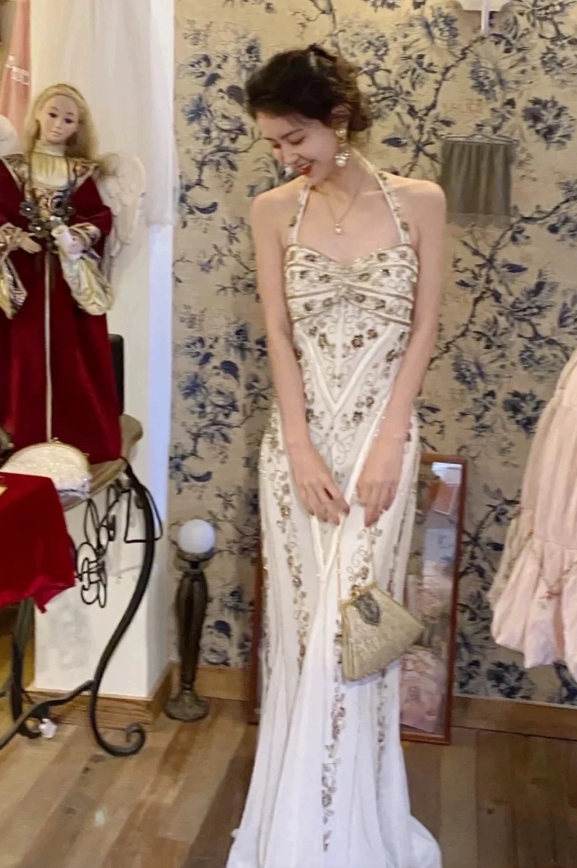 White Mermaid Long Prom Dress Beaded Vintage Evening Dress - VelvetHem