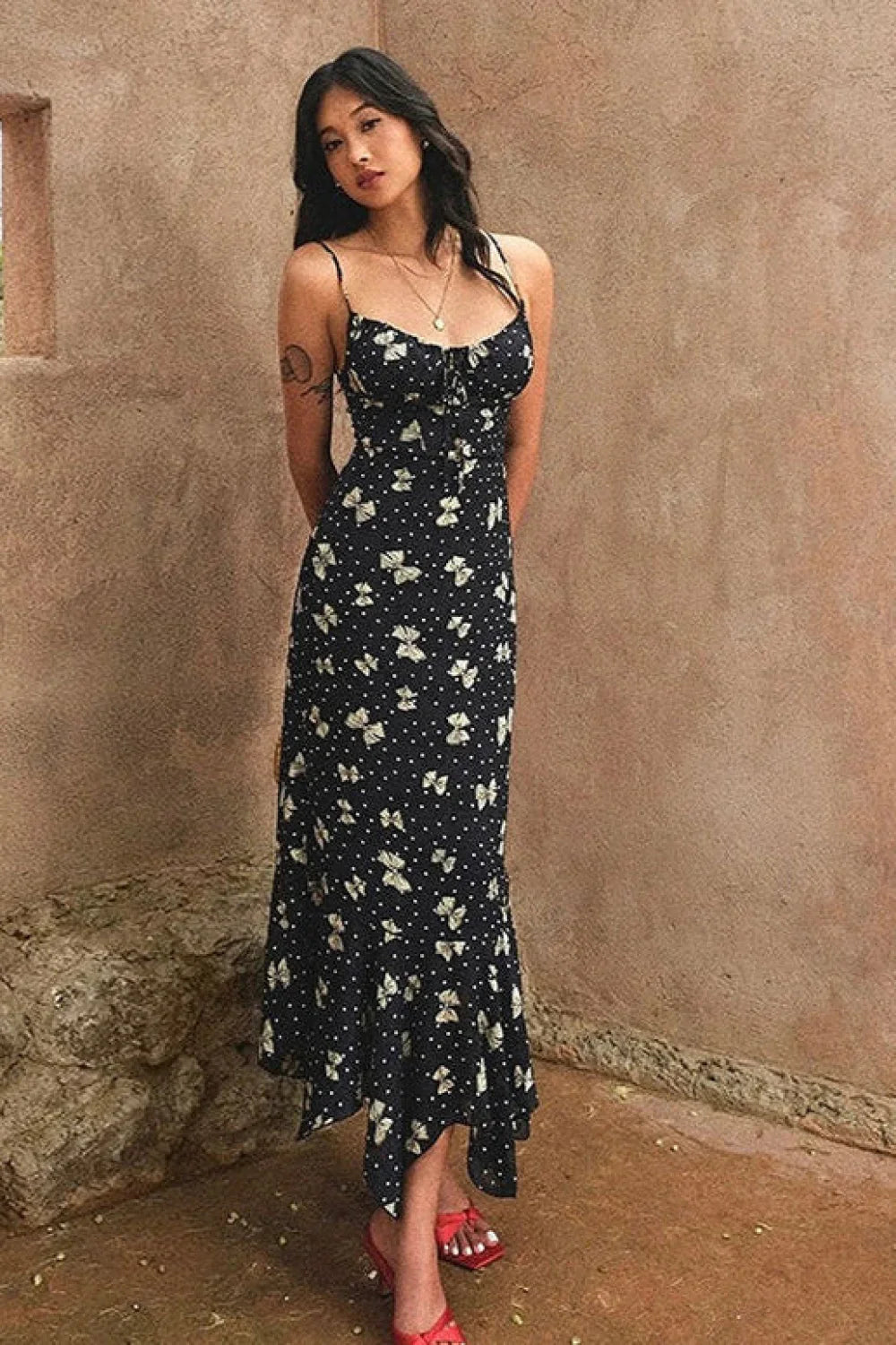 Classic Dress Inspired by Contemporary Streetwear Fashion 7