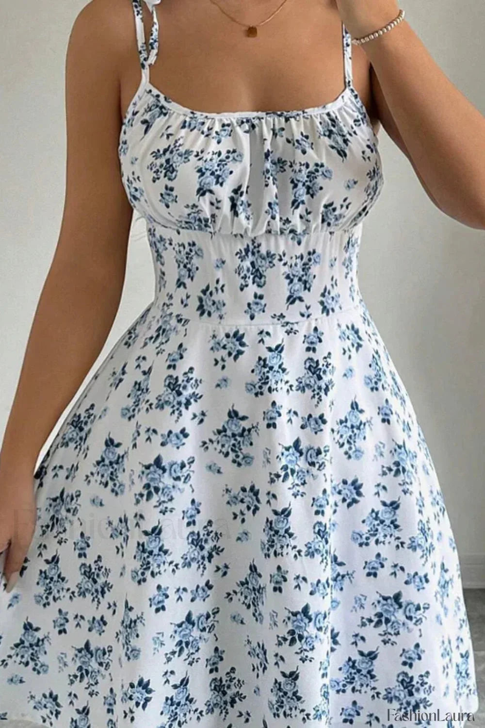 Urban Dress Inspired by Contemporary Streetwear Fashion 4