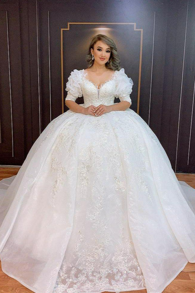 Glamorous Bubble Sleeves Vintage Ball Gown Wedding Dress With Lace Appliques