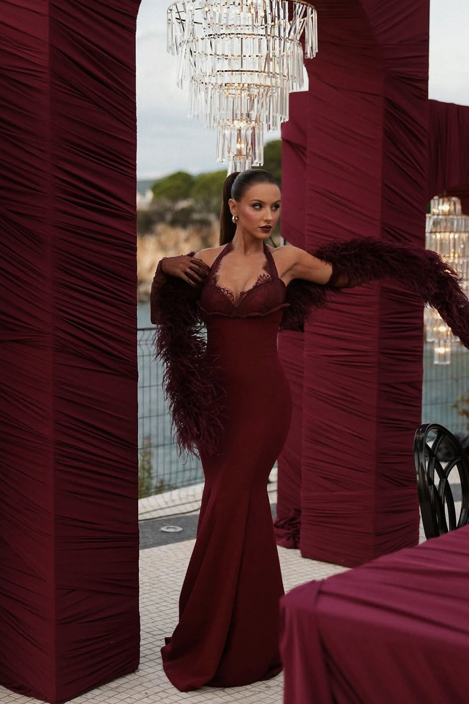 Glamorous Burgundy Sweetheart Halter Satin Prom Dress Mermaid Lace With Gloves