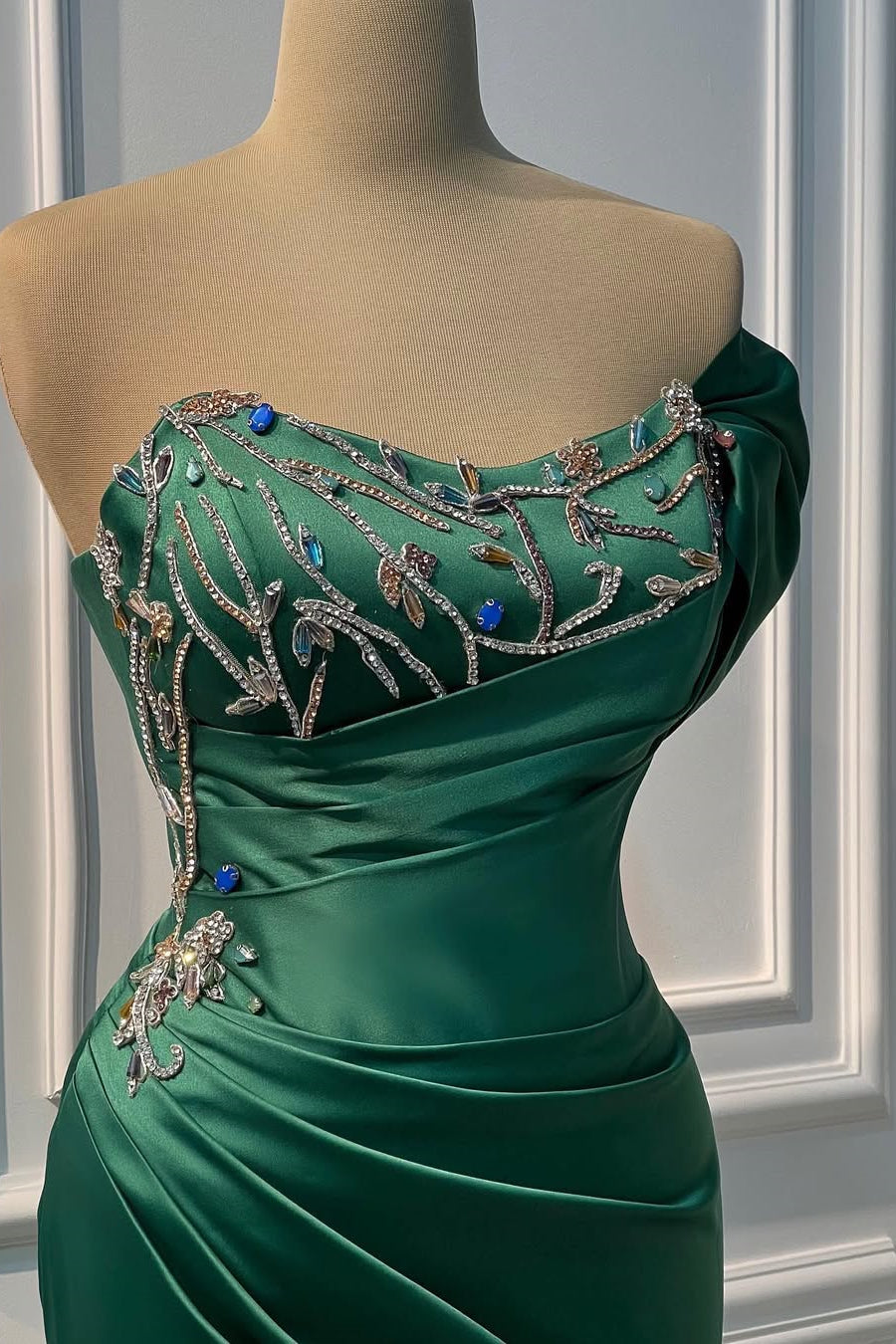 Glamorous Dark Green One-Shoulder Satin Prom Dresses Mermaid Sheath With Gem