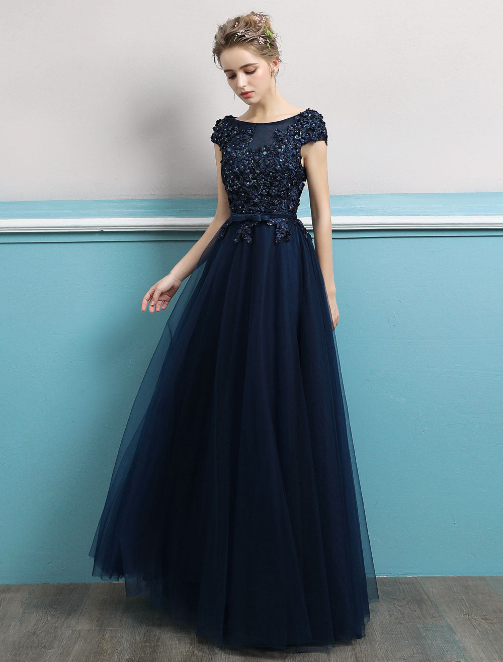 Glamorous Evening Dresses Long Dark Navy Evening Dress Jewel Neck Open Back Sequin Flowers Beaded Tulle Floor-Length Formal Gowns